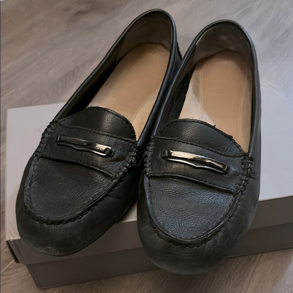 Vionic Black Leather Loafers 8